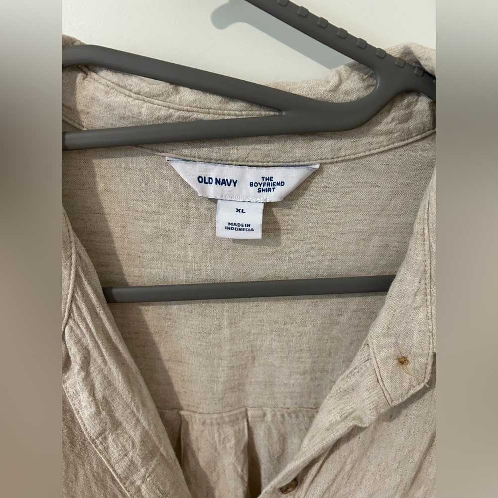 Old Navy Beige Button-Down Linen Shirt - Picture 2 of 6